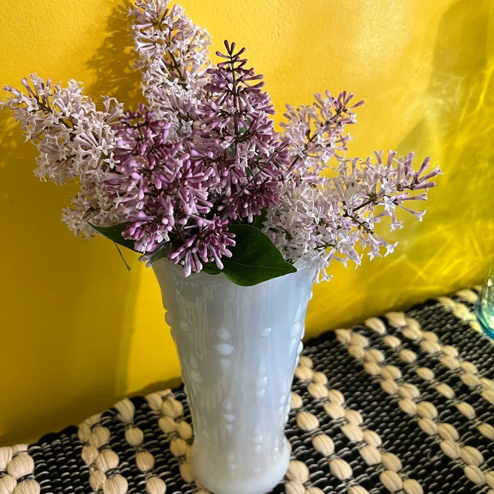 Anchor Hocking White Milk Glass Vase